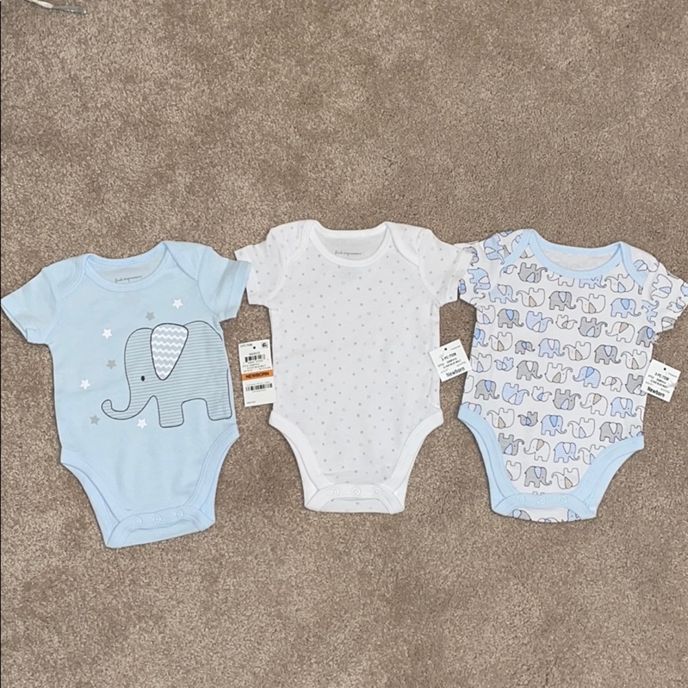 NWT 3 pack Newborn Onesies